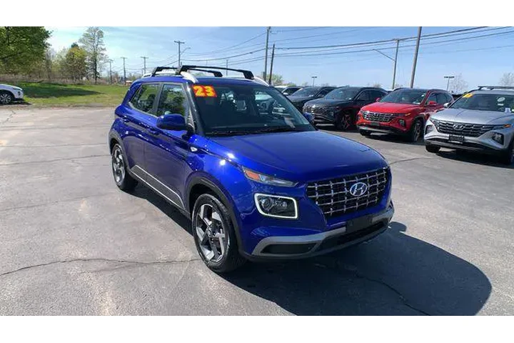 $18385 : Hyundai VENUE 2023 Limited 4 image 7