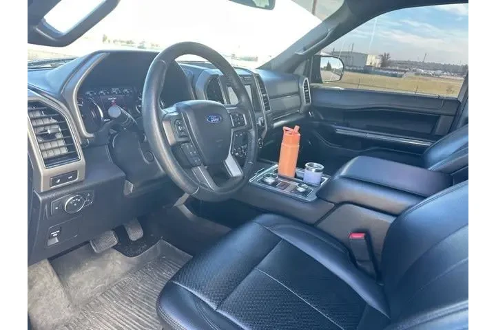 $27879 : Ford Expedition 2020 4x4 XLT image 9