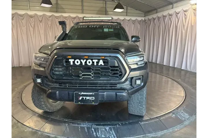 $28999 : Toyota Tacoma 2018 4x4 TRD O image 2