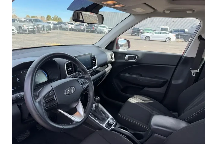 $21500 : Hyundai VENUE 2025 SEL 4dr C image 5