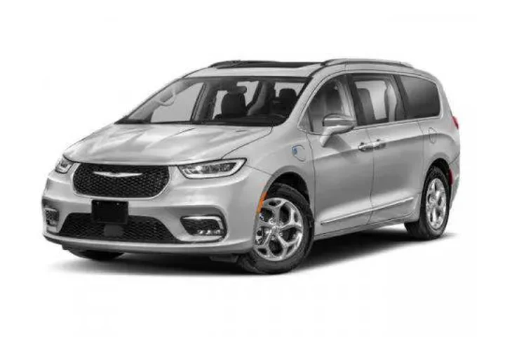 $37991 : Chrysler Pacifica Plug-In Hy image 1