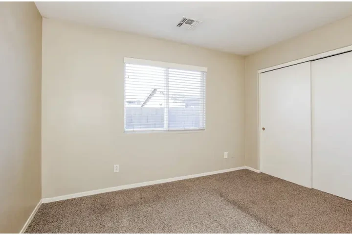 $1300 : Low income house for rent image 5