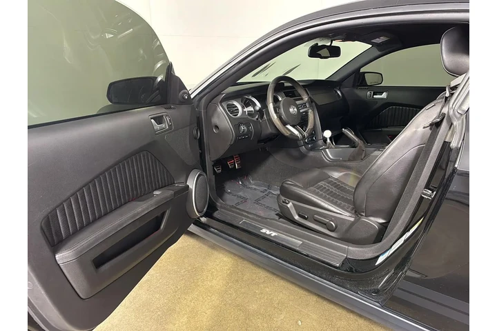$45000 : 2010 Mustang GT500 image 2