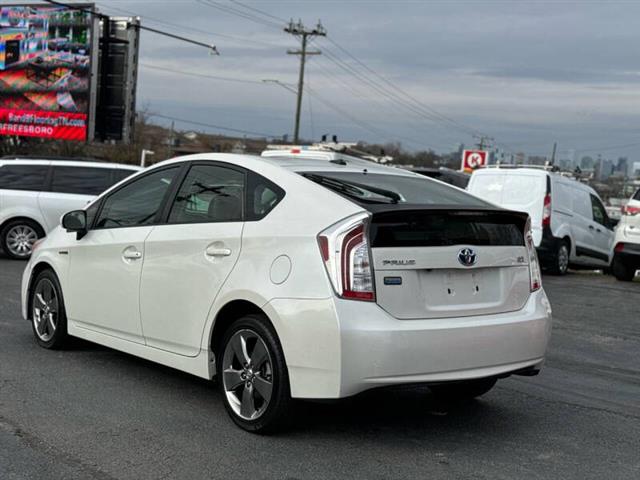 $10495 : 2013 Prius Persona Series SE image 9