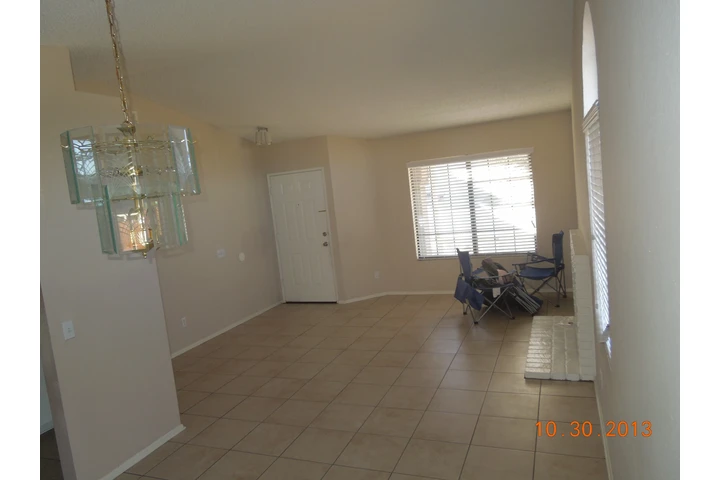 $1850 : SE RENTA CASA image 3