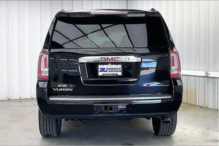 $22990 : GMC Yukon 2016 4x4 Denali 4d image 4