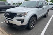 PRE-OWNED 2018 FORD EXPLORER