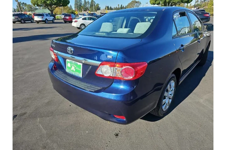 $10995 : 2012 Corolla LE image 7
