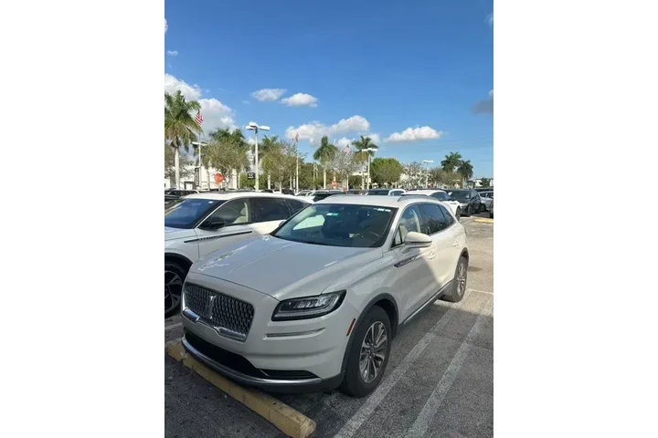 $30990 : Lincoln Nautilus 2023 AWD St image 1