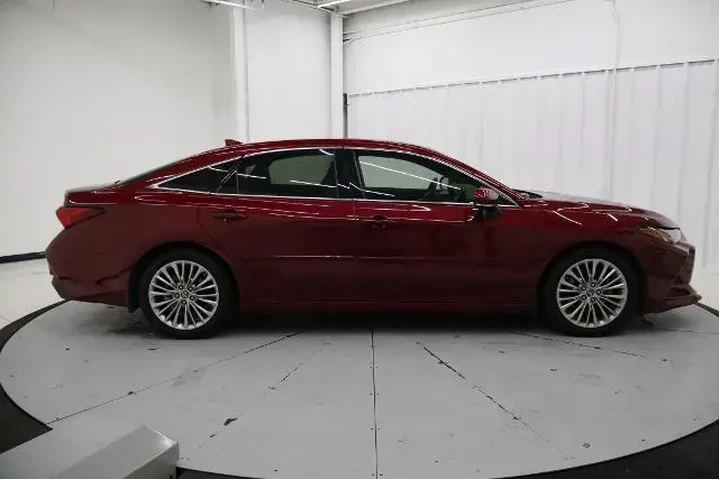 $23941 : Toyota Avalon 2019 Limited 4 image 2