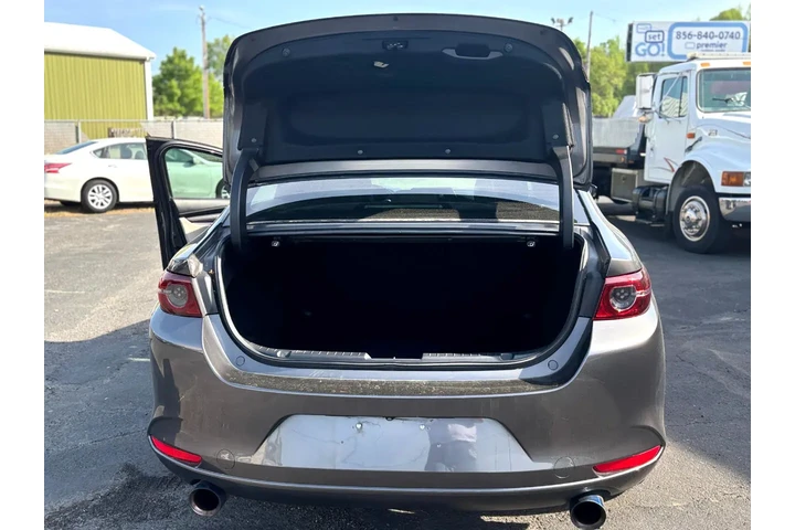 $15995 : 2019 MAZDA3 image 4