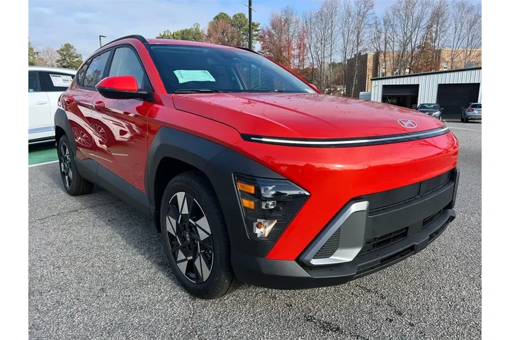 $21991 : Hyundai KONA 2025 SEL 4dr Cr image 3