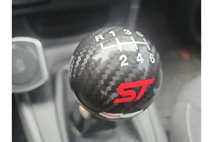 $12188 : Ford Fiesta 2017 ST 4dr Hatc image 9