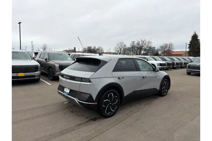 $24000 : Hyundai IONIQ 5 2023 SEL 4dr image 2