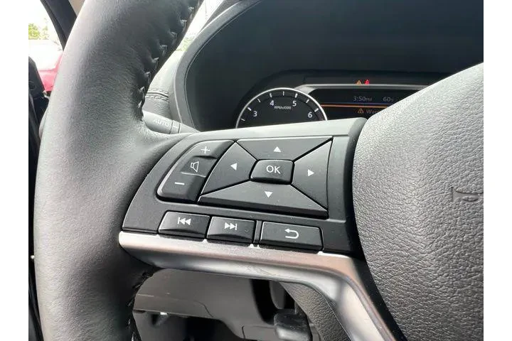 $20615 : Nissan Sentra 2025 SV 4dr Se image 9