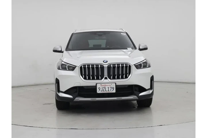 $33998 : BMW X1 2023 AWD xDrive28i 4d image 5