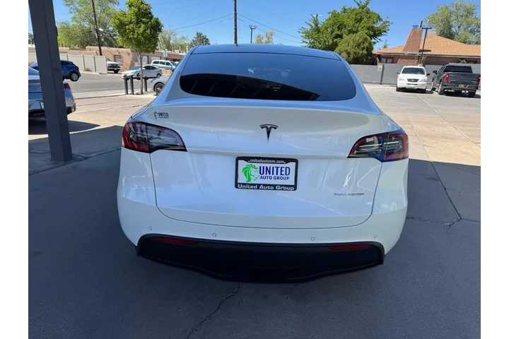 2020 Model Y Long Range image 6