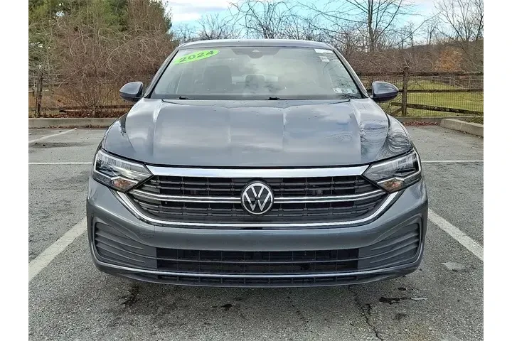$18595 : Volkswagen Jetta 2024 S 4dr image 2