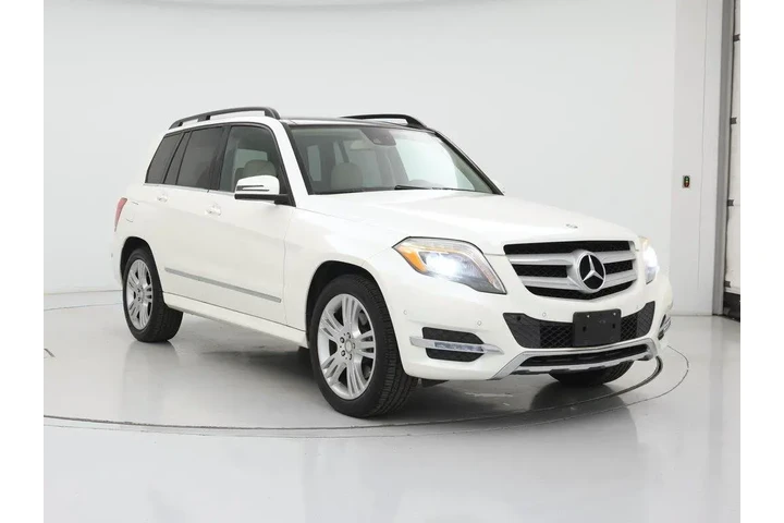$16998 : Mercedes-Benz GLK 2015 AWD G image 1