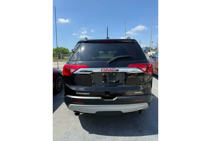 $1500 : GMC ACADIA SLT image 3