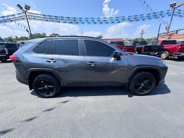 $26889 : 2020 RAV4 LE AWD (Natl) image 4