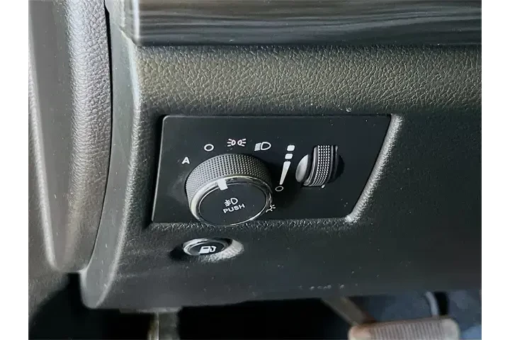 $19900 : Jeep Grand Cherokee 2021 4x4 image 10