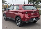 $18662 : Hyundai VENUE 2024 SEL 4dr C thumbnail