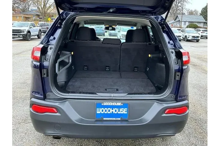 $6995 : Jeep Cherokee 2015 4x4 Latit image 9