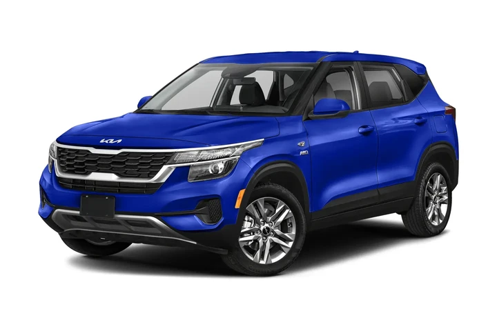 $22999 : 2023 Seltos LX image 1