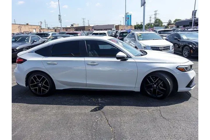 $28898 : Honda Civic 2024 Sport Touri image 8
