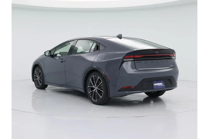 $30998 : Toyota Prius 2024 XLE 4dr Ha image 2