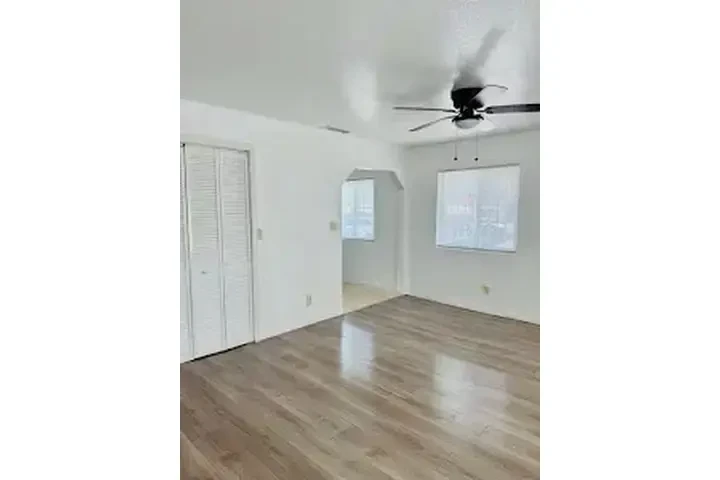 $3300 : APARTAMENTO BONITO EN L.A. image 4