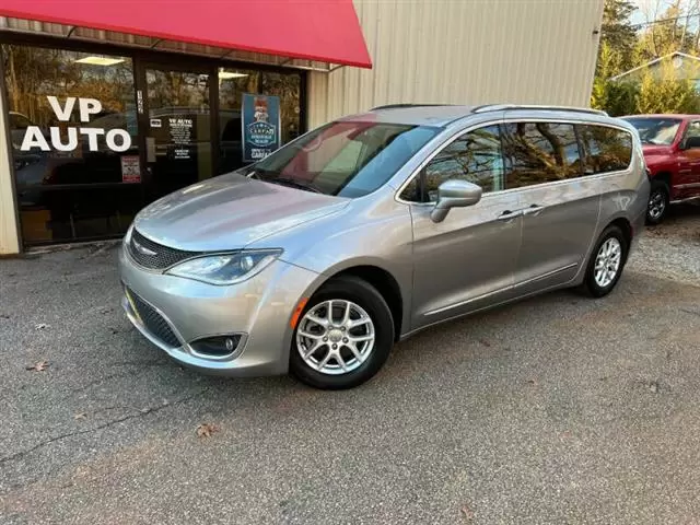 $11999 : 2020 Pacifica Touring L image 2
