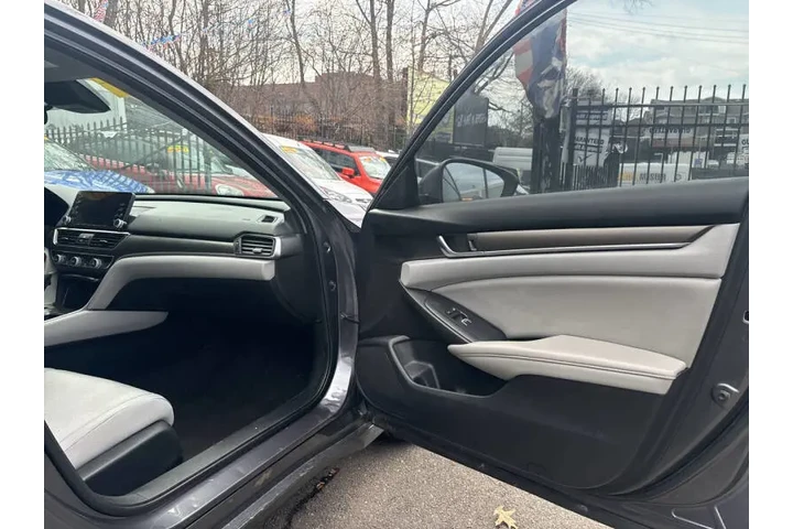 $18999 : 2019 Accord LX image 8