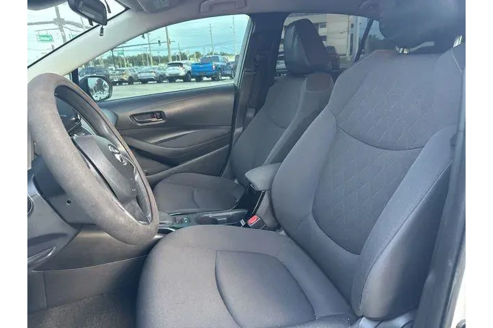 $15893 : Toyota Corolla 2022 LE 4dr S image 5