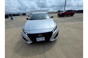 $26991 : Nissan Altima 2024 2.5 SV 4d thumbnail