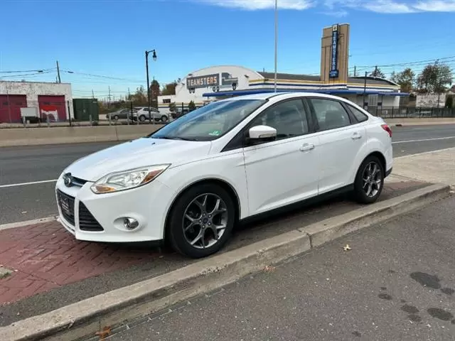 $5800 : 2013 Focus SE image 8