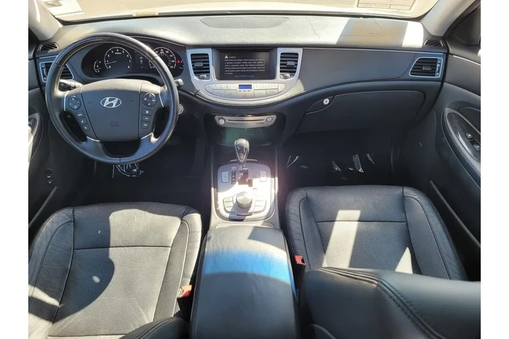 $8998 : Hyundai Genesis 2012 4.6L V8 image 10