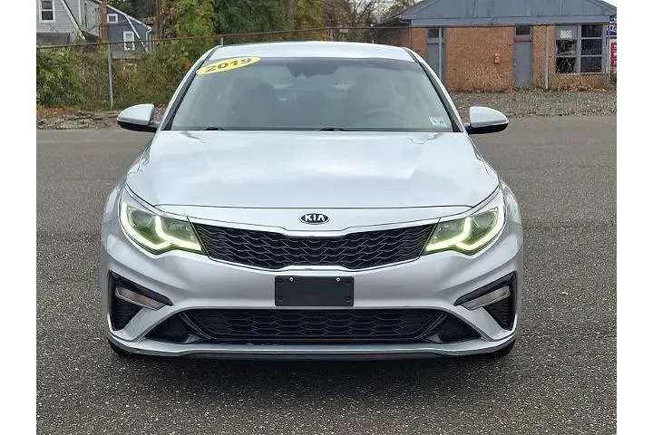 $13995 : Kia Optima 2019 LX 4dr Sedan image 2