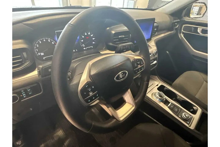 $32444 : Ford Explorer 2024 AWD XLT 4 image 9