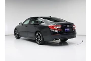 $25998 : Honda Accord 2020 Sport 4dr thumbnail