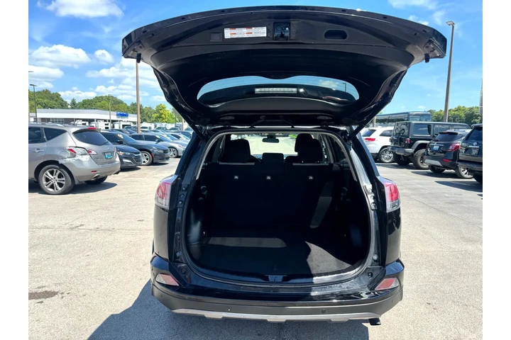 $17980 : 2018 RAV4 Adventure AWD image 10