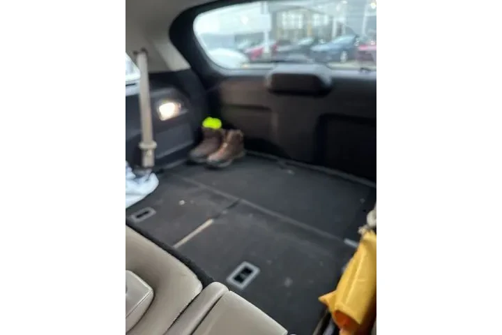 $27995 : Ford Explorer 2022 AWD XLT 4 image 10