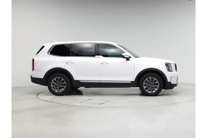 $31998 : Kia Telluride 2024 LX 4dr SU image 7