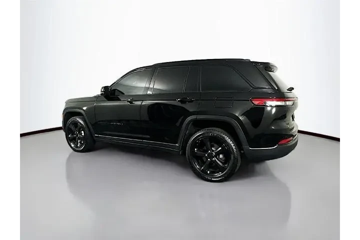 $33900 : Jeep Grand Cherokee 2024 4x4 image 8