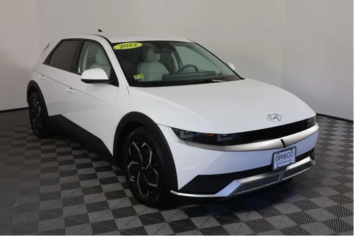 $21788 : Hyundai IONIQ 5 2022 AWD SEL image 1