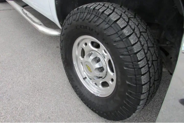 $13995 : 2007 Silverado 2500HD LT2 image 10