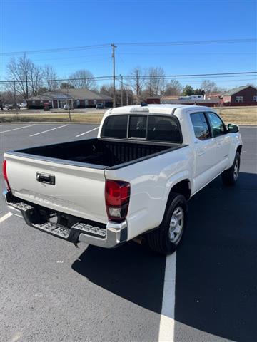 $26995 : 2021 Tacoma SR5 Double Cab I4 image 8