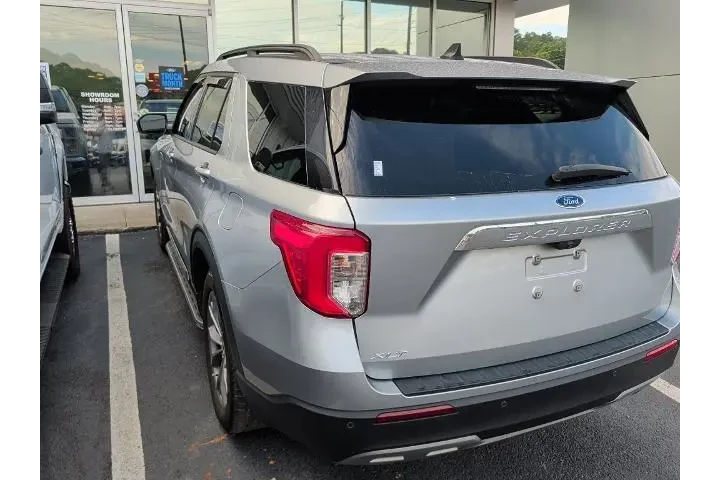 $29693 : Ford Explorer 2023 XLT 4dr S image 4