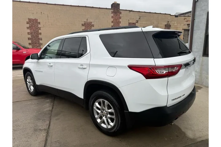 $12499 : 2019 Traverse AWD 4dr LT Leat image 3